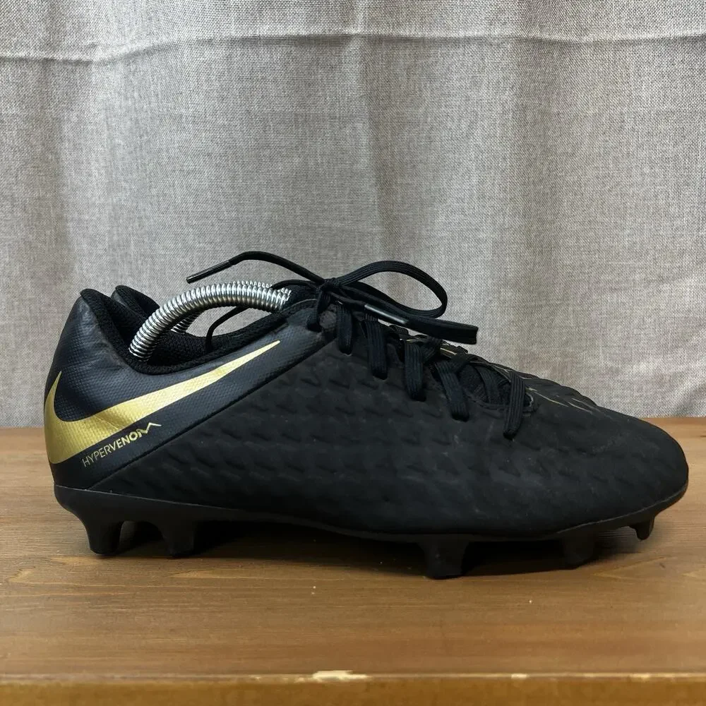 Nike Hypervenom Phantom 3 AJ4145-Size 7 Black Gold Good Condition